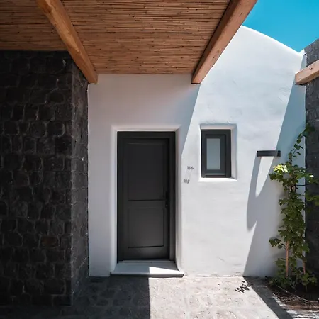 Nero By Nomee Hospitality Group ホテル 5*