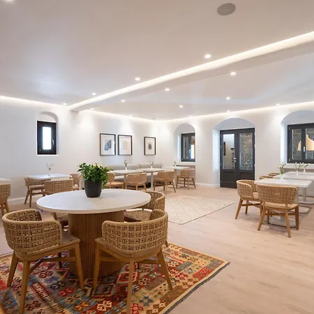 Nero Boutique Hotel 5*