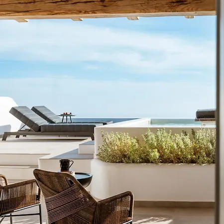 Nero Boutique Imerovigli (Santorini)