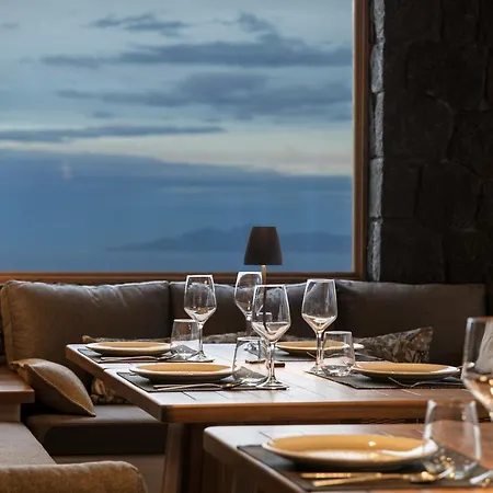Nero Boutique Hotel 5*