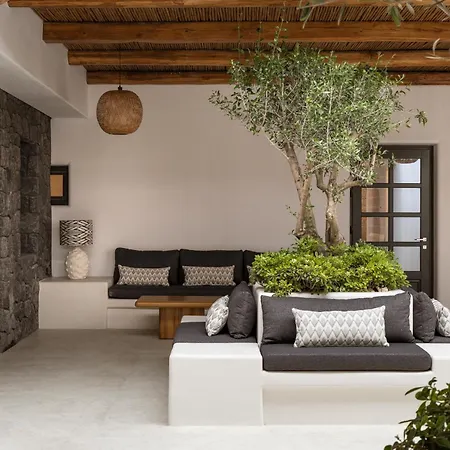 Nero Boutique 5* Imerovigli (Santorini)