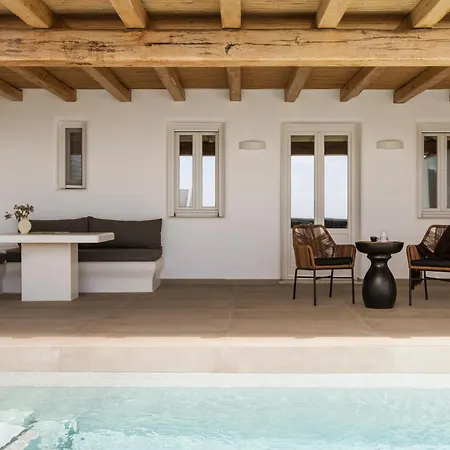 Nero Boutique Imerovigli (Santorini)