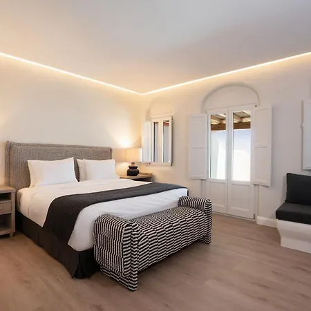Nero By Nomee Hospitality Group Imerovígli