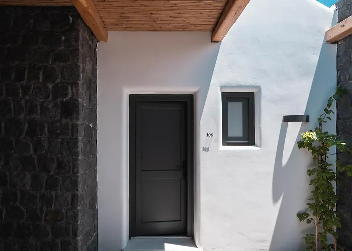 Nero Boutique Hotel 5*