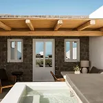 Nero Boutique Imerovigli (Santorini)